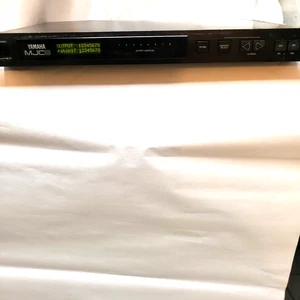 Yamaha MJC8 MIDI Junction Controller 8 In/Out Rack Mount Working Tested - Picture 1 of 7