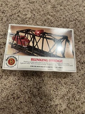 Bachmann Blinking Bridge for HO Scale with Flashing Light - Item 46-1221 - Image 1 of 4