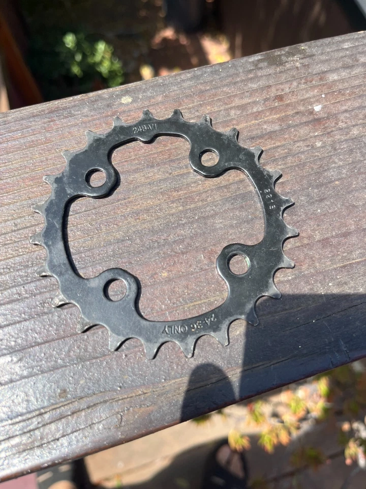 Plato 24t para bicicleta de montaña, 64 mm BCD, 4 pernos Foto 1 de 1