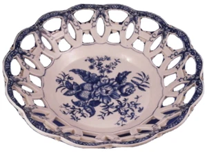 Antique 18thC Large Worcester Porcelain Blue Reticulated Basket Porzellan Korb - Picture 1 of 7