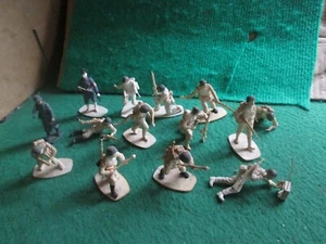 14 X KIT BUILT GERMAN SOLDIERS (1:35 SCALE) LOT P56 - Picture 1 of 4