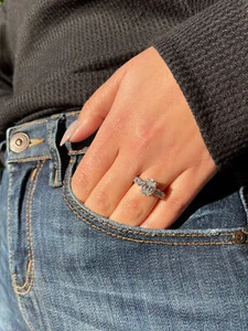 IGI Diamond Engagement Ring VVS2 F Oval Cut 4.50 Carat Lab Created Sparkling - Picture 1 of 30