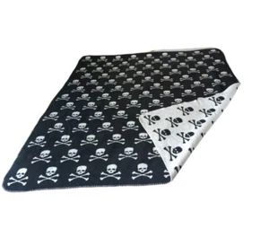 Docofil Throw Blanket Skull Crossbones Reversible Black White 53"X60" Pirate - Picture 1 of 16