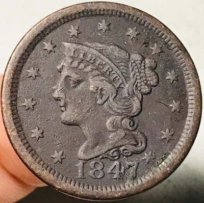 Moeda de cobre 1847 centavo grande cabelo trançado de matrona 1C não classificada corroída EUA CC27068 - Imagem 1 de 4