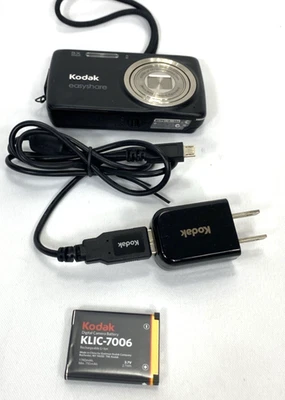 Kodak EasyShare M52 14 MP Digital Camera, Battery, & Charger Video Tested - Image 1 of 4