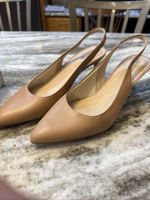 Tacón de salón LifeStride Annalise talla 12 tostado liso imitación cuero clásico Foto 1 de 4