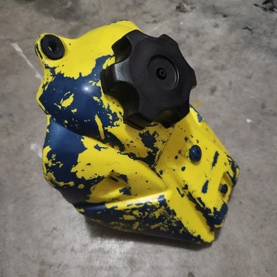 2000 - 2022 Suzuki RM65 Kawasaki KX65 célula de tanque de gasolina com combustível Petcock OEM - Imagem 1 de 4