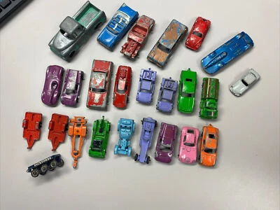 25 Vtg 50s 60s Midgetoy Tootsie AHI diecast Car Truck Lot Lakester Hotwheel - Image 1 of 4