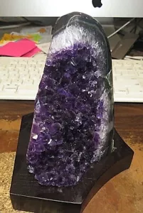 LG. AMETHYST CRYSTAL CLUSTER CATHEDRAL GEODE URUGUAY POLISHED wood stand; AGATE - Picture 1 of 6