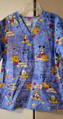 Scrub Top Shirt Womens Small Disney Mickey Halloween Pirate Trick Treat Candy - Image 1 of 4