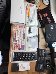 nuphy Air60 V2 Portable, Mechanical Wireless Keyboard, +keycap sets - Afbeelding 1 van 3