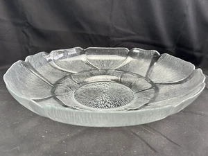 Vintage 30 Arcoroc France Fleur 12.5" Round Serving Bowl - Picture 1 of 10