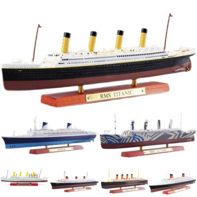 1:1250 Scale Alloy Diecast Cruise Ship Model RMS TITANIC HMT OLYMPIC Ocean Liner - Image 1 of 4