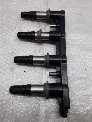 Paquete de bobinas de encendido Chevrolet Cruze 2015 1,8 L 96476983 Z-110P Foto 1 de 4