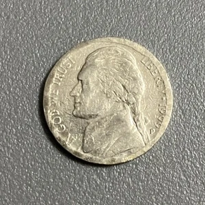 1999 ERROR Nickel Coin - Picture 1 of 2
