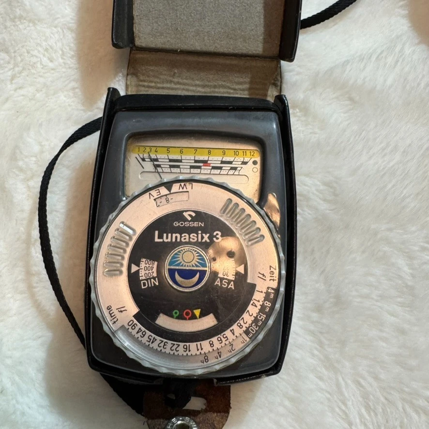 西ドイツ製 GOSSEN LUNA-pro 露出計 中古品 西ドイツ製 GOSSEN LUNA-pro 露出計 中古品 Gossen Luna-Pro Photo