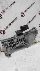 Renault Clio MK4 2013-2016 Engine Mount Bracket Alternator Aircon Pump - Picture 1 of 6