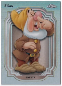 Topps Disney Chrome 2024 #11 Sneezy Refractor - Foto 1 di 2