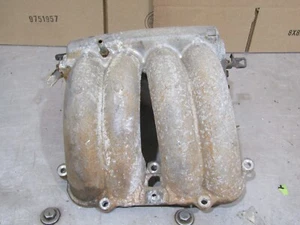 2000-2004 Toyota Tacoma 2.4L OEM upper intake manifold 00 01 02 03 04 - Picture 1 of 5
