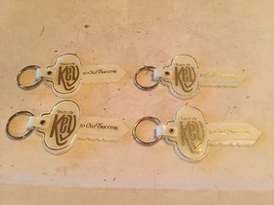 4 INDIANA FARM BUREAU Schlüsselanhänger in Schlüsselform - Bild 1 von 2