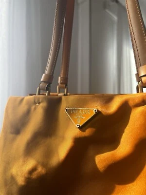 Bolsa tote de náilon laranja PRADA - Imagem 1 de 4