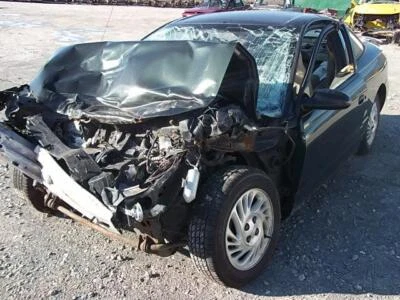 Conjunto de puerta delantera derecha usado se adapta a: Saturn S SERIES 1999 2 puertas manual delantero Foto 1 de 4