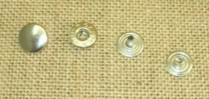 BOTTONI A PRESSIONE AUTOMATICI IN FERRO TIPO FF DIAMETRO 14 mm FINITURA NICHEL - Foto 1 di 2