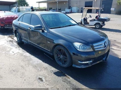 BLK DECKLID TAILGATE 2010-2014 MERCEDES-BENZ C250 Foto 1 de 4