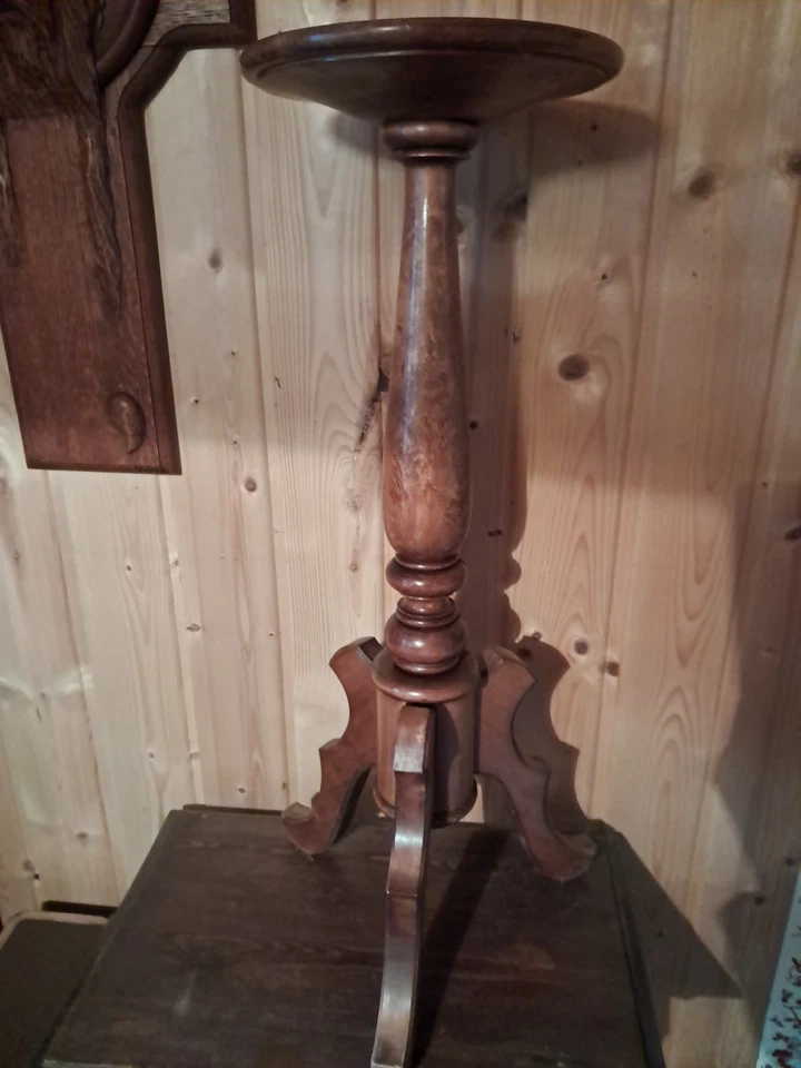 Antique Floral Column Flower Table 71cm Walnut?? - Image 1 of 4