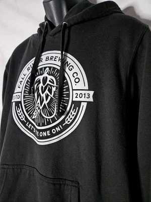 Sudadera con capucha Fall River Brewing Co. negra grande para hombre Foto 1 de 4