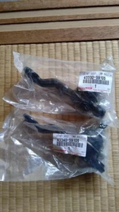 Toyota Genuine Chaser Mark II JZX100 Front Lower Ball Joint LH & RH Set OEM - Picture 1 of 13