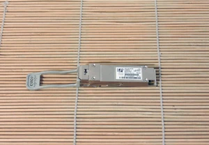 Cisco QSFP-40G-SR-BD 40GBASE-SR-BiDi, Duplex MMF 10-2945-01 V01 LC 10-2945-01 - Picture 1 of 1