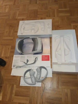 Pico 4, (4k Auflösung)  Zustand  Gut. 1.5 Jahr Alt. 128gSpeicherplatz - Bild 1 von 4