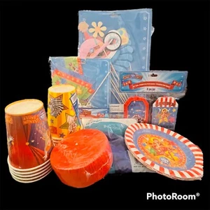 Ringling Brothers and Barnum & Bailey Birthday Party Bundle Lot - Circus Clowns - Picture 1 of 9
