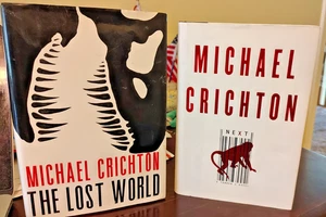 Set Lost World and Next von Michael Crichton, Hardcover - Bild 1 von 13