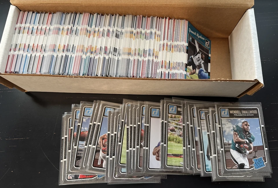 2016 Donruss Football Cards 251-400 (NM) - You Pick - Complete Your Set - Image 1 of 4