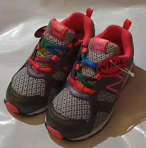 Kids Girl’s New Balance 695 Rainbow KJ696PRY Running Shoe Sneaker Size 10 Wide - Picture 1 of 8