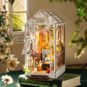 Rolife Holiday Garden House Estantería Esquina 3D con Kit Modelo LED - Imagen 1 de 8