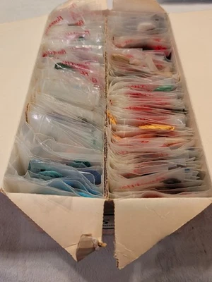 VTG Floss A Way Tote DMC Embroidery Cross Stitch 350+ Bags/ Skeins Thread - Image 1 of 3