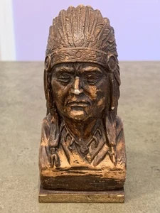 Busto indiano nativi americani vintage base legno gesso origine sconosciuta - Foto 1 di 7