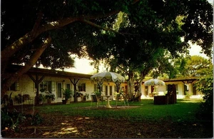 MOTEL VALDEMAR Lantana, Florida FL roadside Postcard - Picture 1 of 2