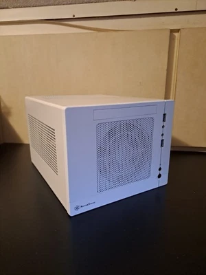 Silverstone SGO5 LITE | Sugo Series ITX PC Gehäuse | Computer PC Gehäuse - Bild 1 von 4