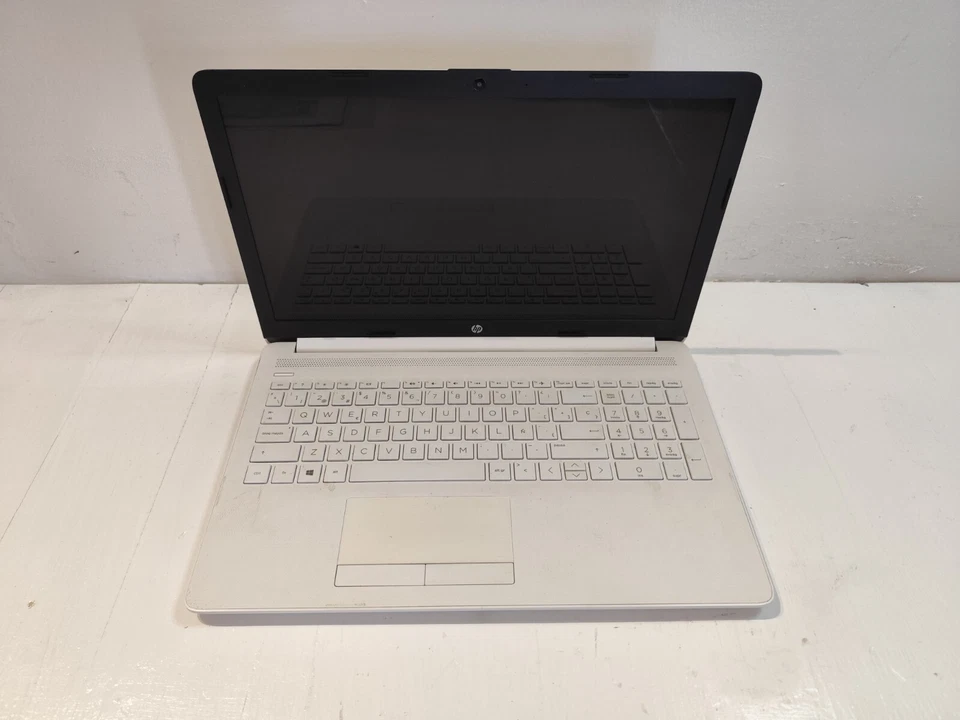 NOTEBOOK HP PAVILION 15 INTEL CELERON N4000 DUAL CORE 4GB RAM 500GB HD WEBCAM - Immagine 1 di 4