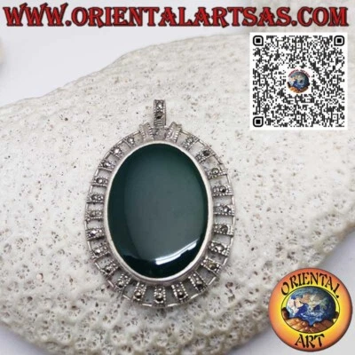 Ciondolo in argento 925‰  con agata verde ovale grande contornata da marcasite - Immagine 1 di 4
