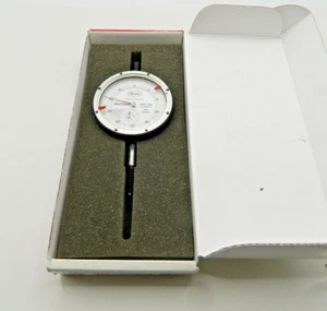 Mahr 4315000 Messuhr 810 SW mit Stoßschutz IP54 MarCartor 810SW - Picture 1 of 11