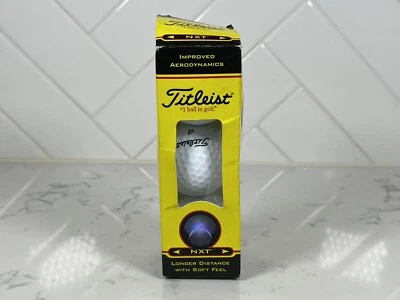 Titleist NXT 高尔夫球 3 件装长距离柔软触感 - 全新开箱 - 品牌 — 第 1/4 张图片