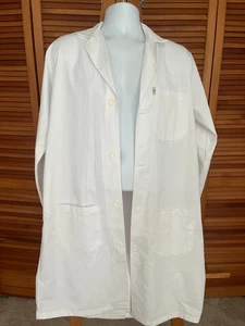 NWT DR UNIFORMS UNISEX SZ XS WHITE LABCOAT - MODEL TA201 - Picture 1 of 7