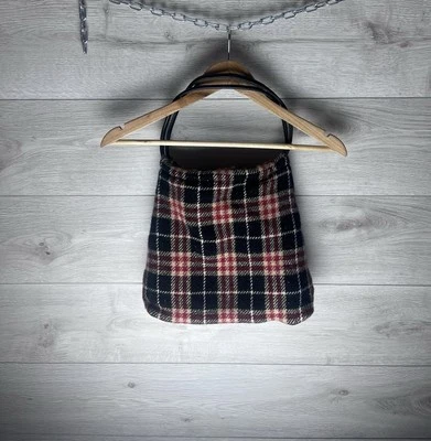 Vintage women Burberry London wool exterior bag made in Italy 🇮🇹  - Image 1 of 4