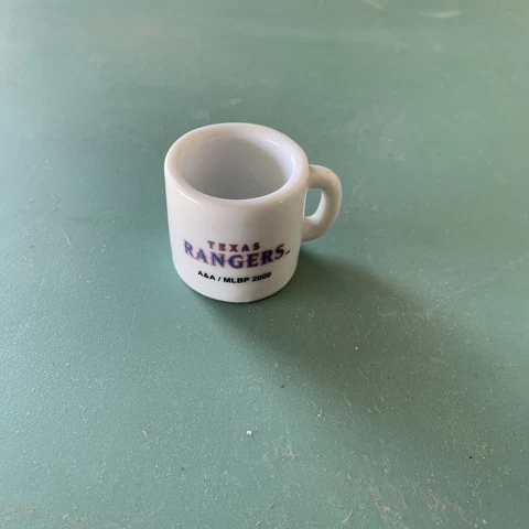 Vintage Rare MLB Vending Machine Mini Coffee Mug Cup NOS Cover