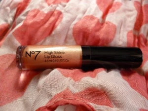 No7 Boots High Shine Lip Gloss ~PINK LATTE~ 4.5ml ~Brand New~ - Picture 1 of 2